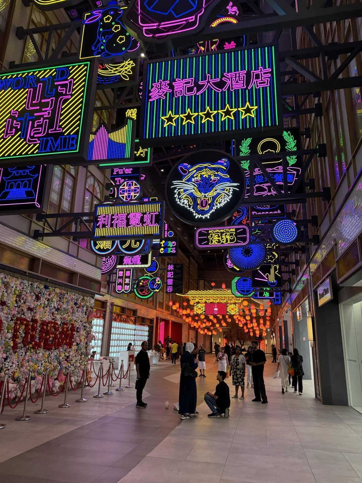 仮想通貨を奪われた中国人が砂漠に埋められている」 ドバイで耳にした不穏な噂 | スマートニュース